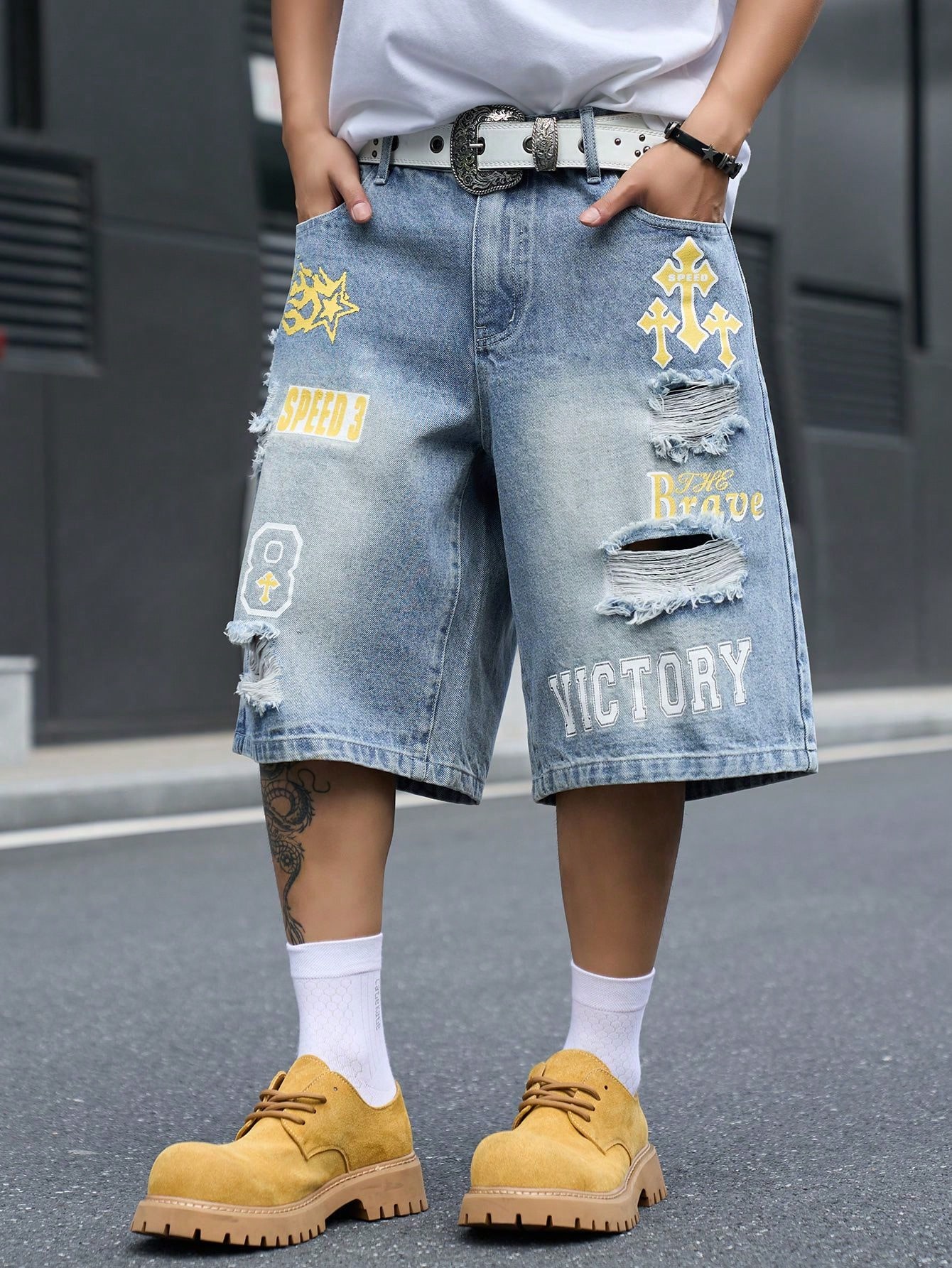 Men's Loose Fit Denim Bermuda  - Distressed Jean Rip ulasan dan harga